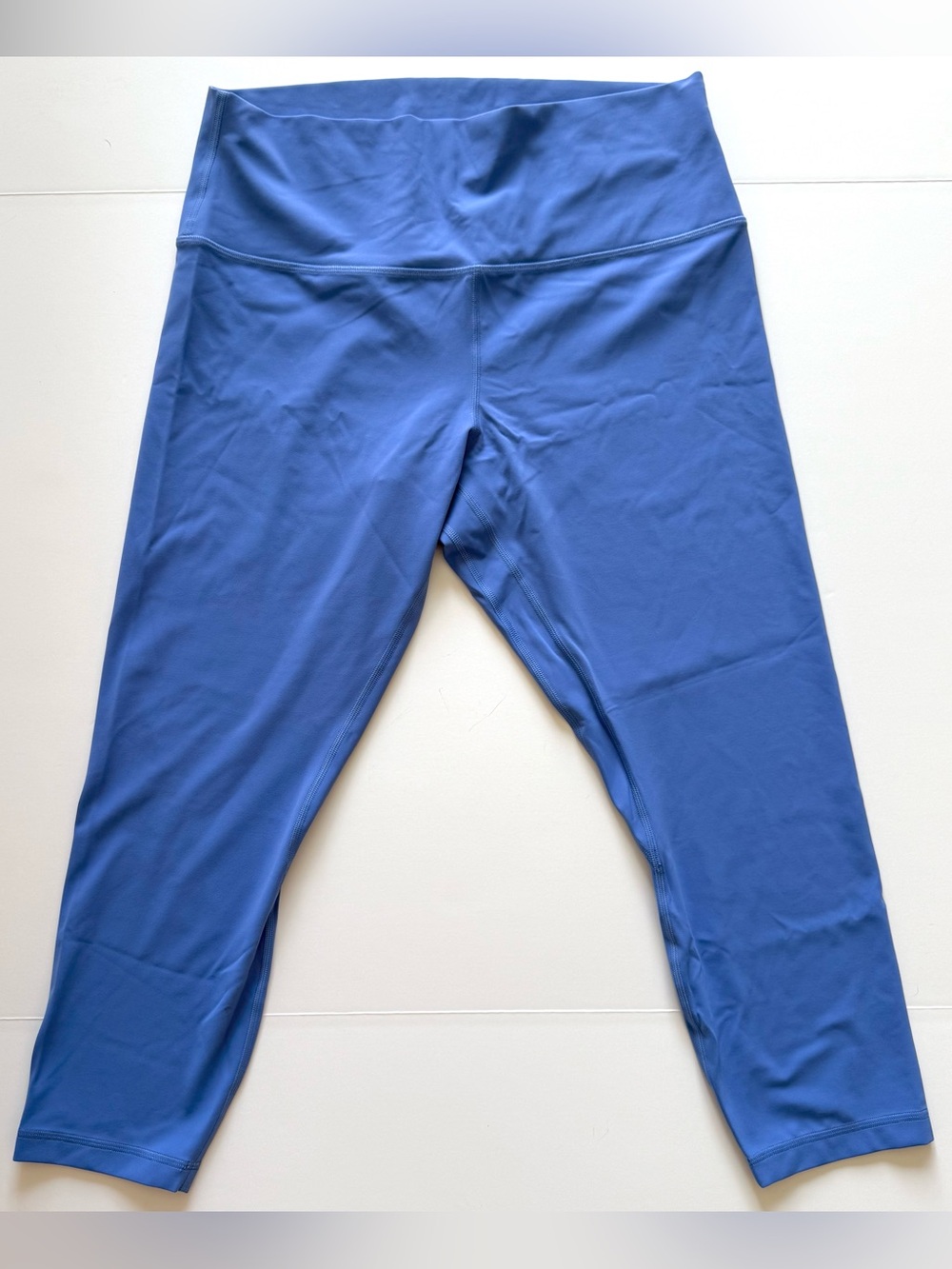 Lululemon Wunder Train High Rise Crop 23 Size 14 Blue NWOT Everlux